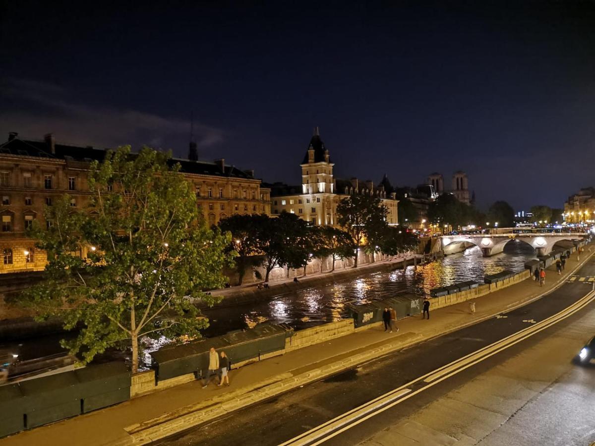 Le Notre Dame - Luxury Apartment With Seine View Paryż Zewnętrze zdjęcie